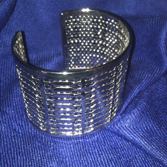 Silver Cuff - Picture 4 of 4