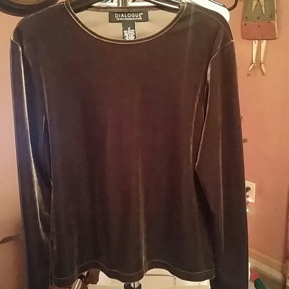Dialogue Velour top.