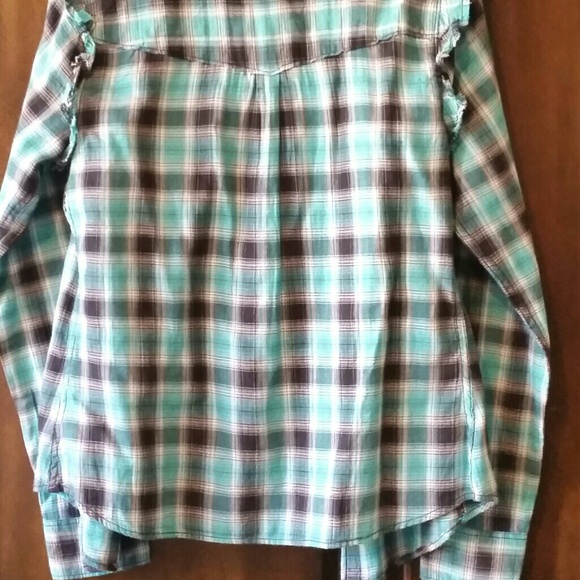 SOLD in bundle - Plaid Shirt by Roxy - Picture 3 of 3