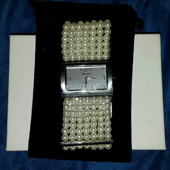 Pearl Watch
