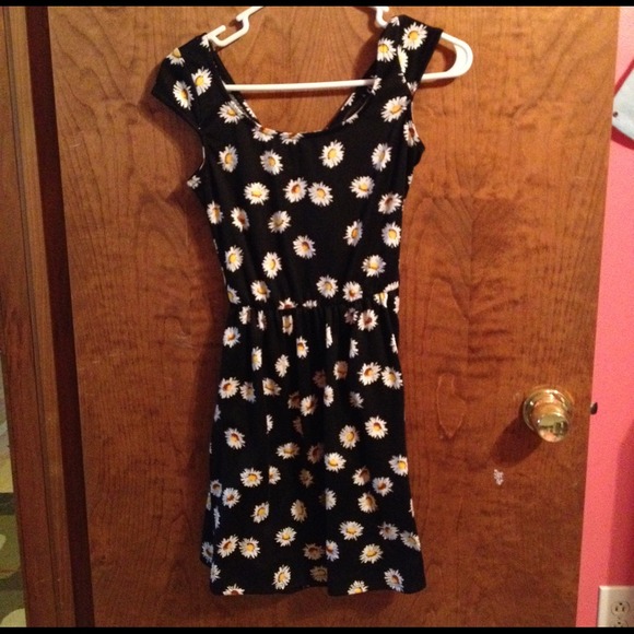 Daisy sun dress
