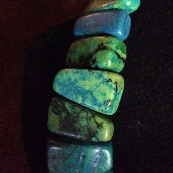 Necklace - Picture 2 of 4