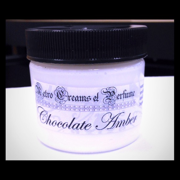 Retro Creams el Perfume Chocolate Amber Lotion
