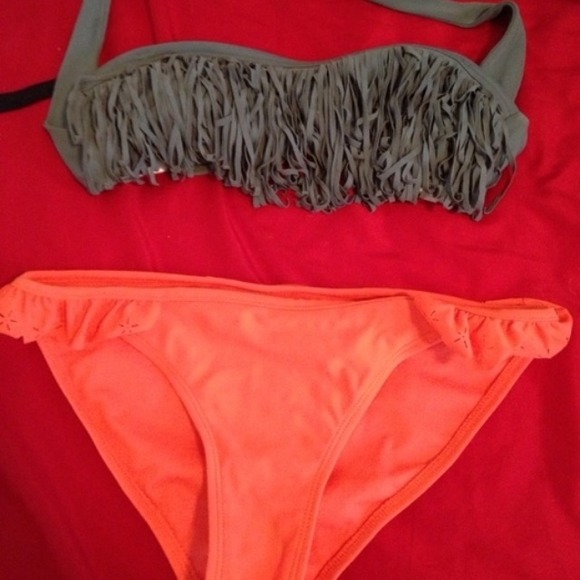 Swim suit