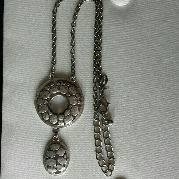 Necklace - Picture 3 of 3