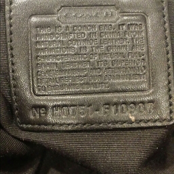 Authentic Coach bag - Picture 2 of 2