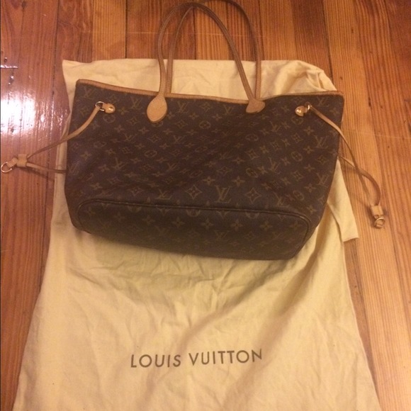 Authentic Louis Vuitton MM size