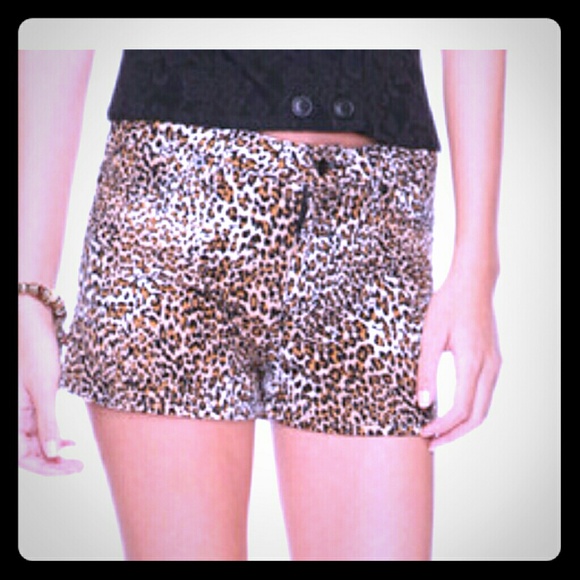 Leopard short - Picture 1 of 3