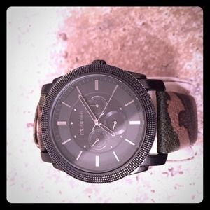 Express camo watch