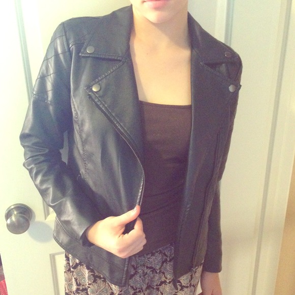 Like new Leather Jacket!