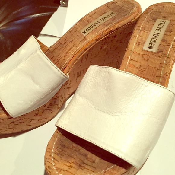 Steve Madden Wedges