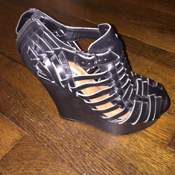 Steve Madden Heels- Never Worn!