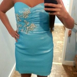 Short prom/formal dress