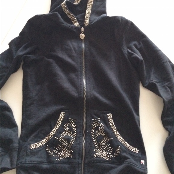 Twisted heart beaded sweatshirt - Picture 3 of 4