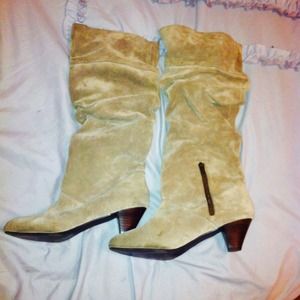 ✨Colin Stuart Tan High Heel Boots✨