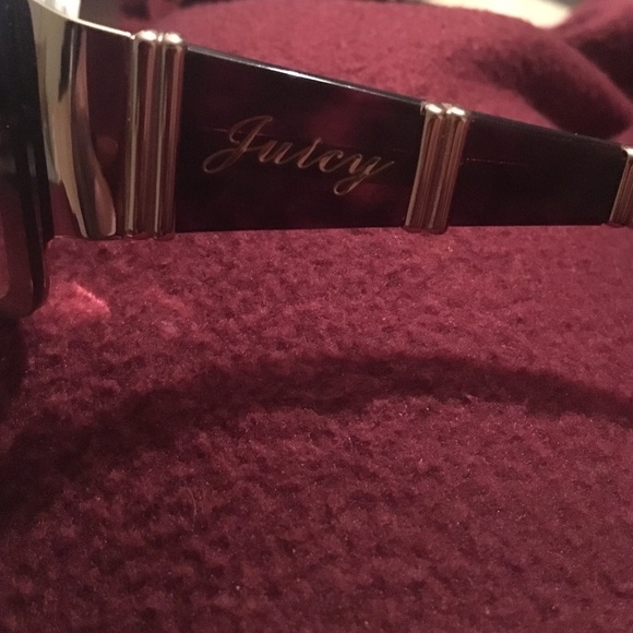 New with tags Juicy Couture Luxe sunglasses