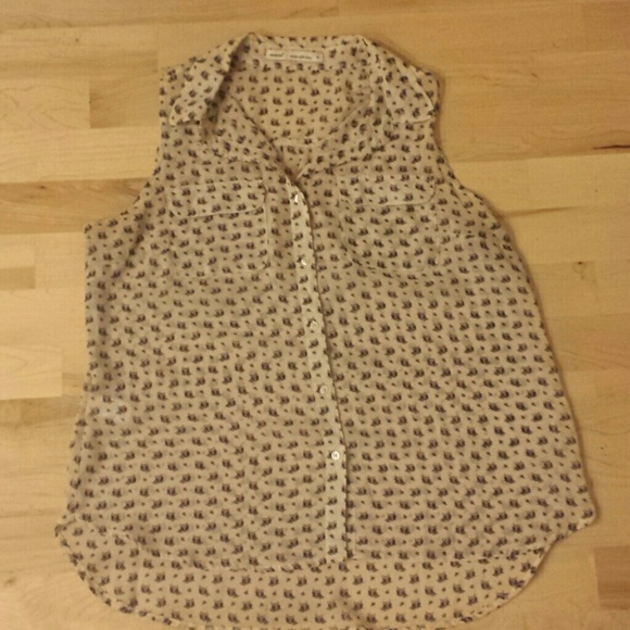 Sleeveless sheer women's blouse
