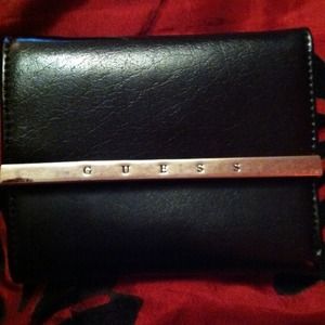 ❓GUESS❓ black fold wallet
