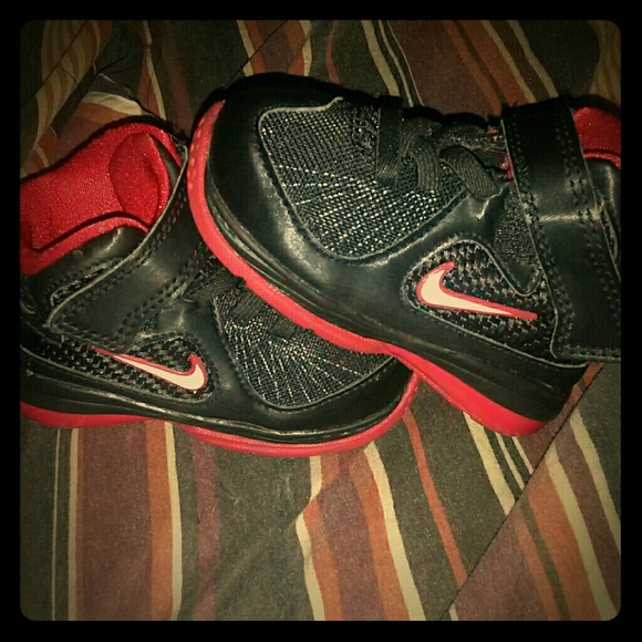 Nike LeBron 9