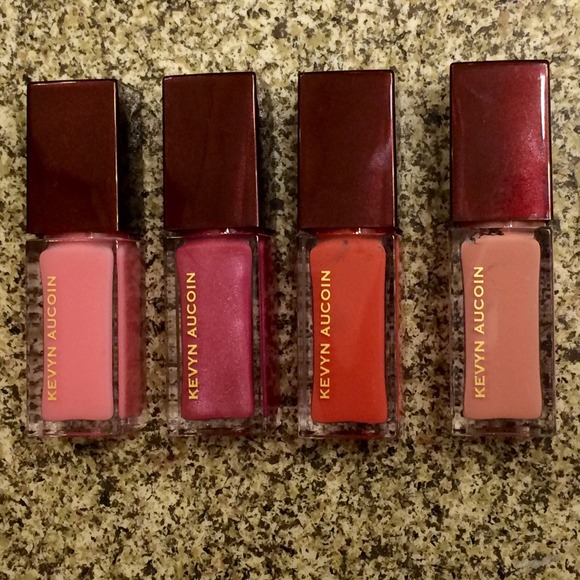 Kevyn Aucoin The Lipgloss