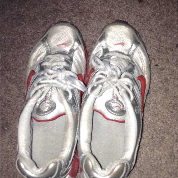 Running shoes