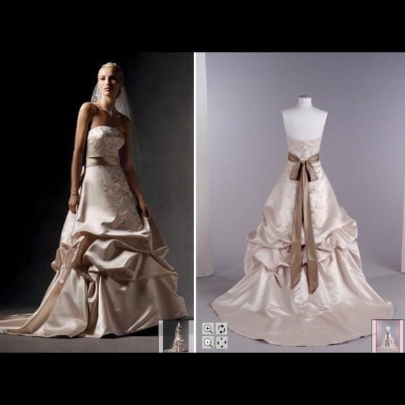 Oleg Cassini wedding gown dress NWT attached Sz 18