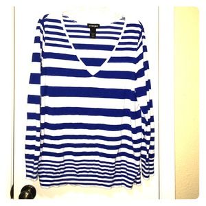 White and blue stripped top ❗Final Markdown❗️