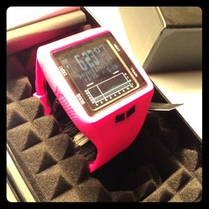 Brand new vestal waterproof surf watch