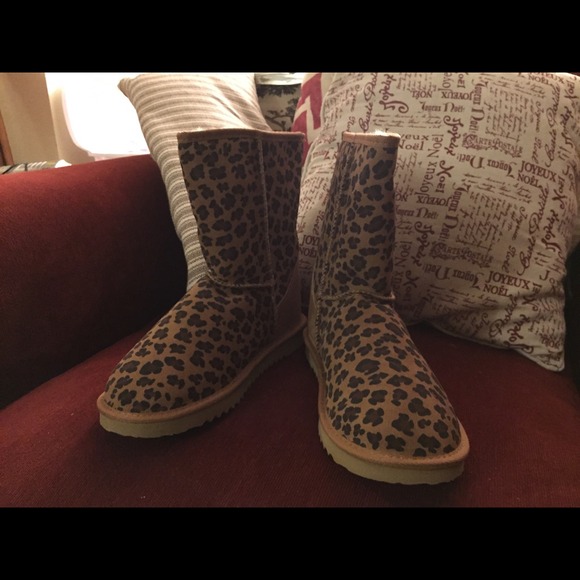 Ukala size 10 leopard print style Ally boots NIB
