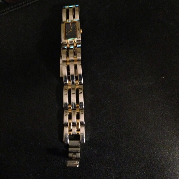 Watch - Picture 4 of 4