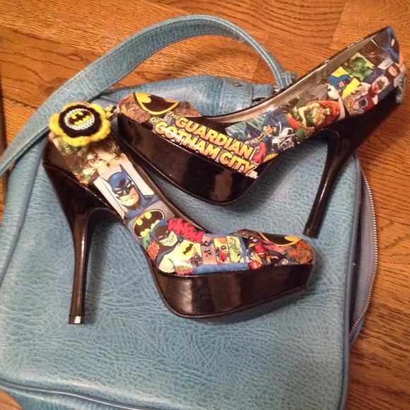 Custom made batman heel with platform SZ 10
