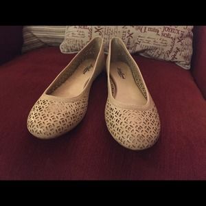 Lucky Brand Eastly flats size 9.5 NIB