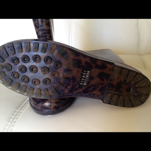 STUART WEITZMAN rain boots size 8-9 - Picture 3 of 4