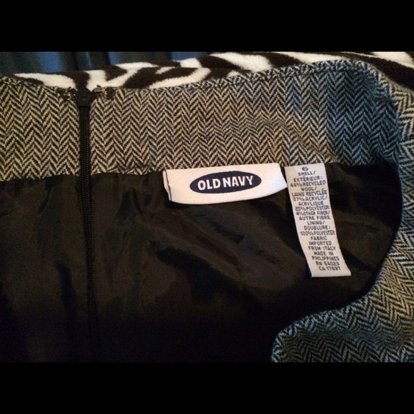 Old Navy Wool Blend Skirt - Picture 2 of 3
