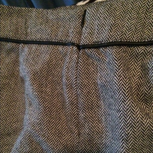 Old Navy Wool Blend Skirt - Picture 3 of 3