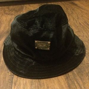 Stussy Velvet Bucket Hat