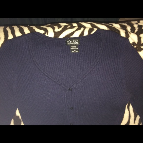 Navy New York and Co Pull Over Sweater - Picture 4 of 4