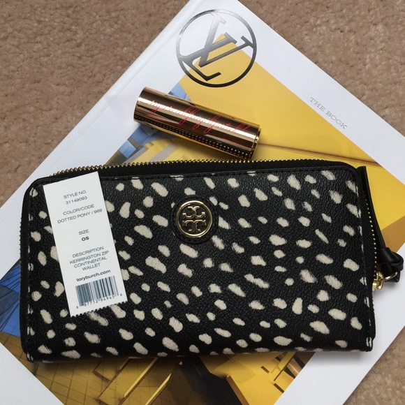 ✋🏻sold✋🏻PM editor pick-Tory Burch zip wallet - Picture 2 of 4