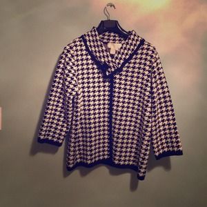 SALE!!! Vintage Houndstooth 3/4 Sleeve Jacket