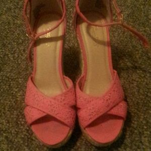 Hot pink and tan, lace, 4' inch, open toed wedges