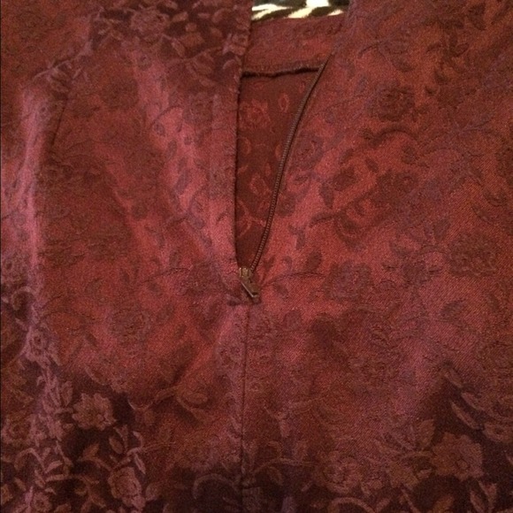 Vintage Style Rose Patterned Skirt - Picture 3 of 3