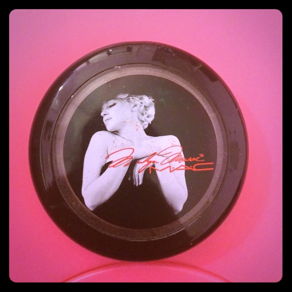 Mac cosmetics blush