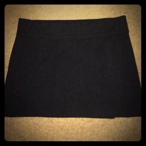 Hurley black skirt