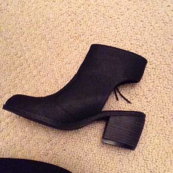 Black "Manon" Michael Antonio shoes