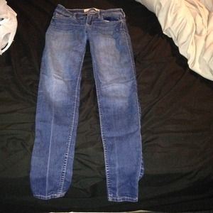 Hollister jeans, worn a few times, look new
