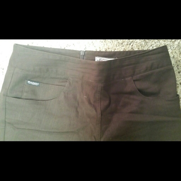 Evolution pants...2 pair. - Picture 4 of 4