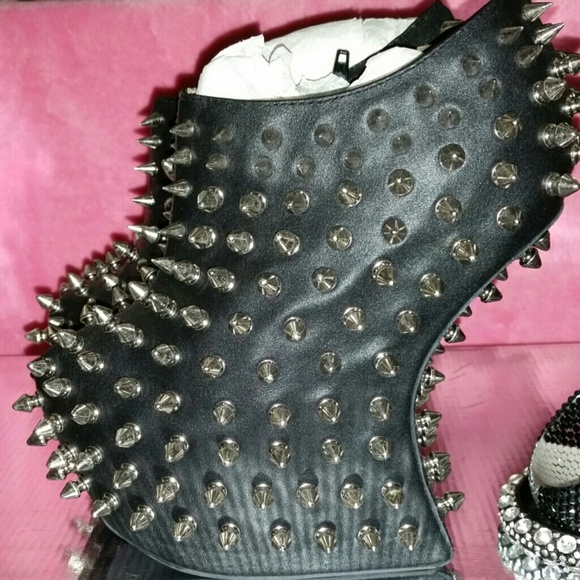 Jeffrey Campbell heel less wedge