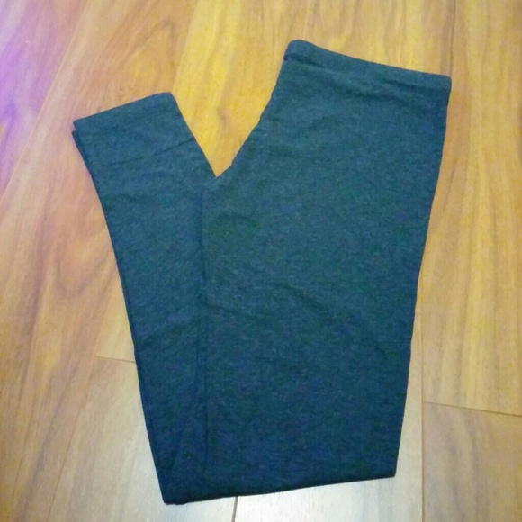 ⚠SOLD IN BUNDLE Charcoal leggings - Picture 1 of 1