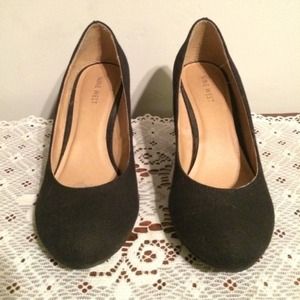 Nine West canvas wedge