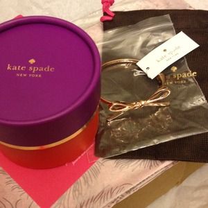 Kate spade skinny bow bangle (rosegold )